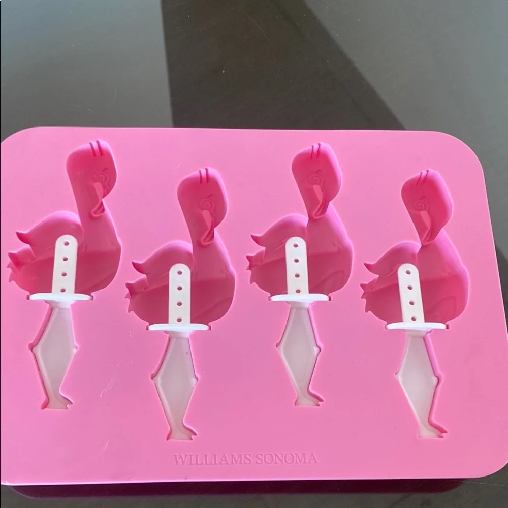 Williams Sonoma Pink Flamingo Pop Molds